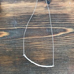 Opulenza smile bar necklace